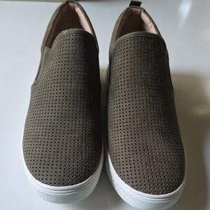 Women's Slip-On Perforated Sneakers‎ - Olive